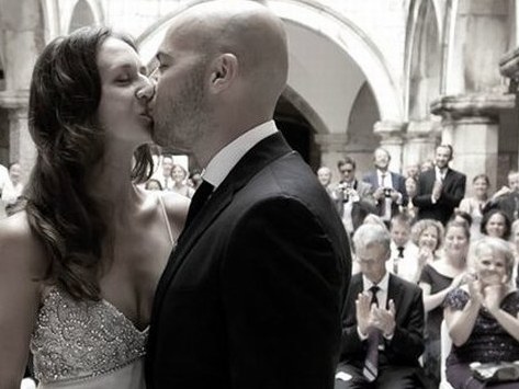 A kiss at sponza Palace Wedding, Dubrovnik